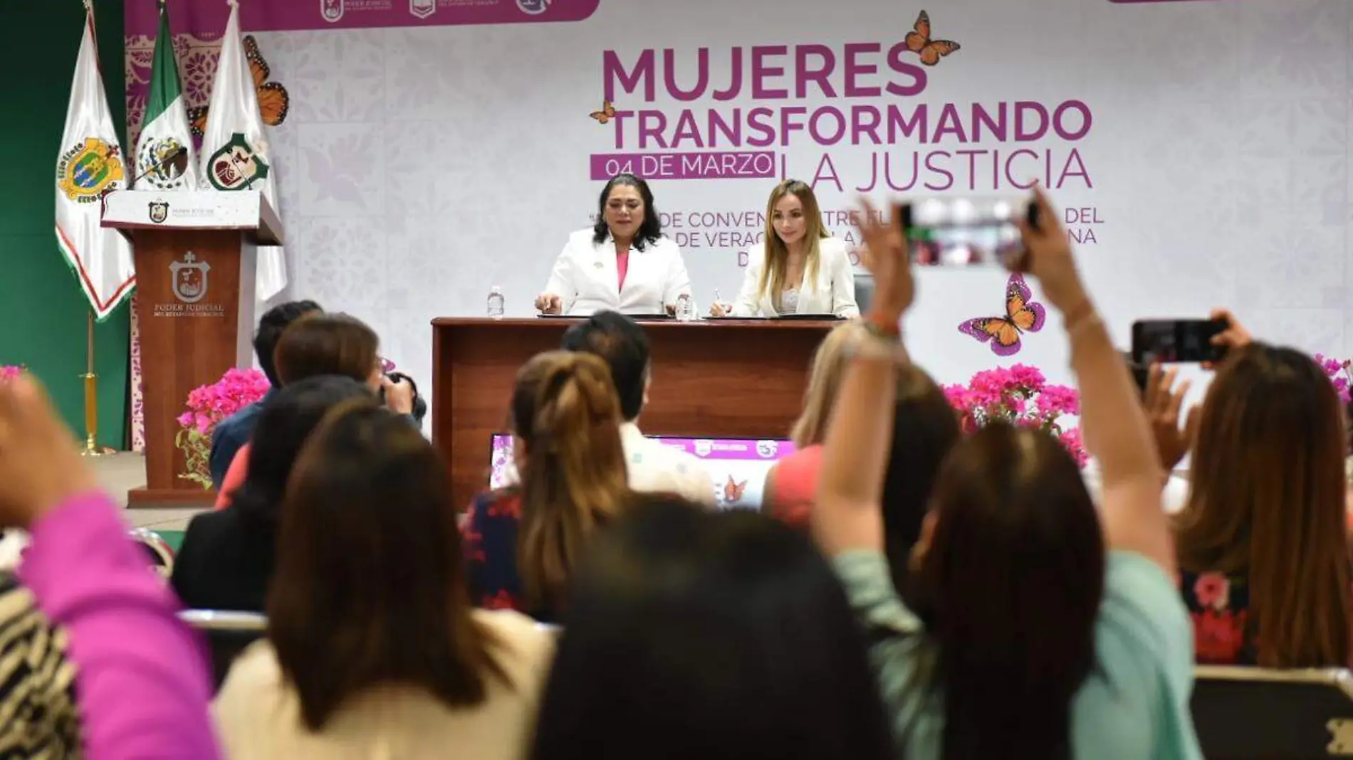 Mujeres transformando la justicia